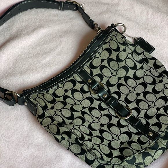 90’s retro Coach Logo Shoulder Bag Purse Black - Picture 2 of 8